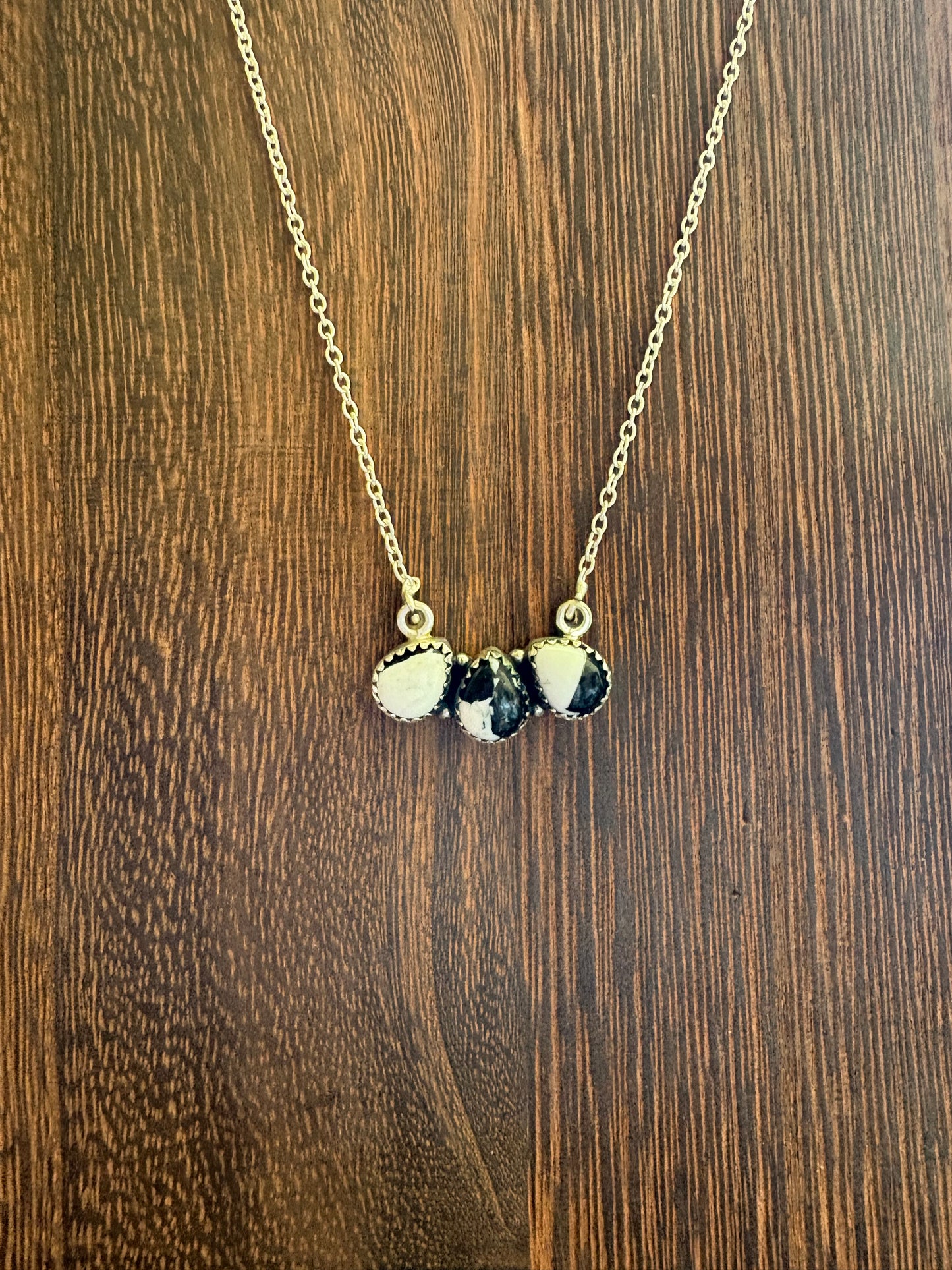 White Buffalo 3 Stone Bar Necklace