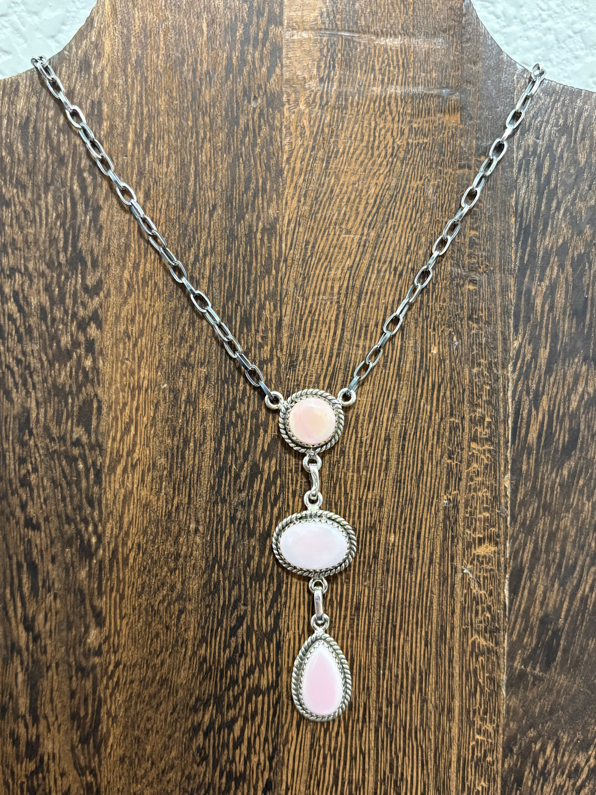 Pink Conch 3 Stone Lariat #2