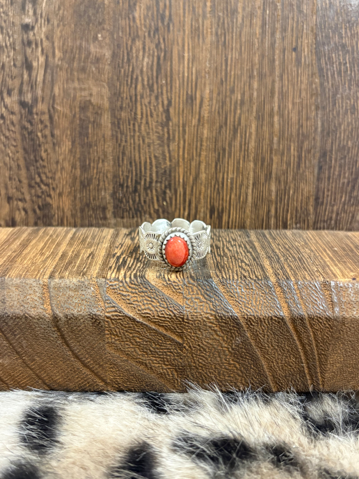 Red Spiny Thick Detail Band Ring