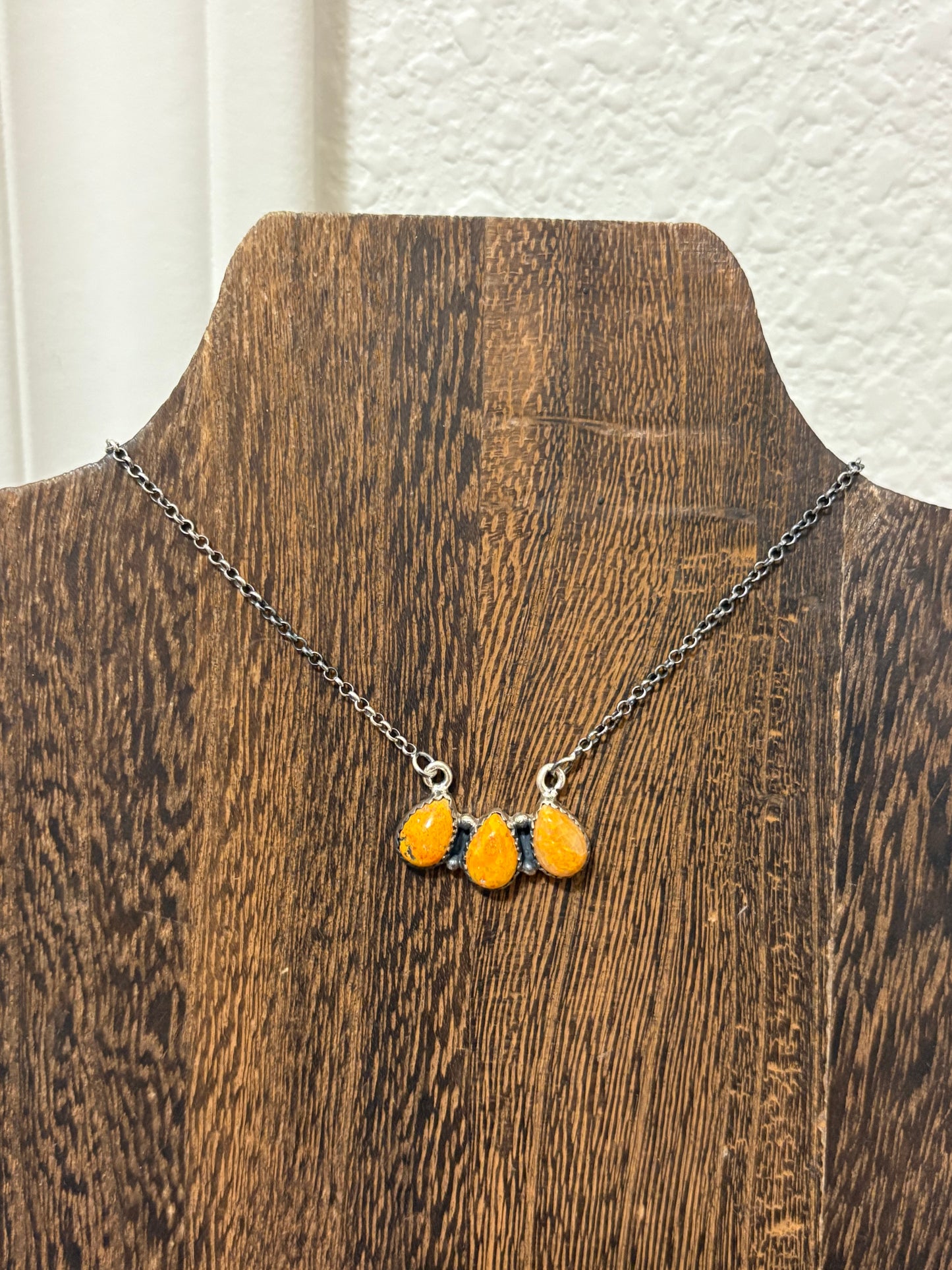 Bumblebee 3 Stone Bar Necklace