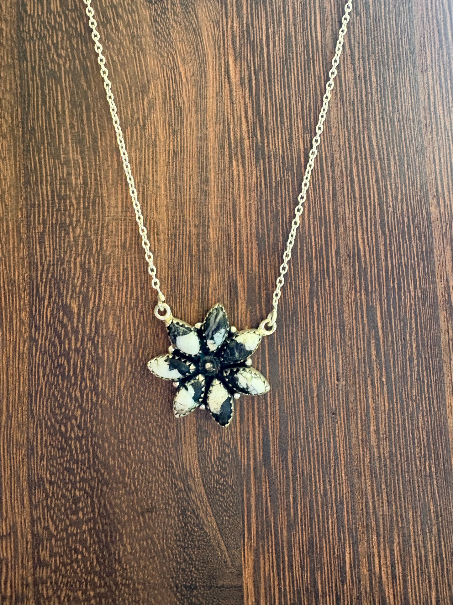 White Buffalo Full Cluster Necklace