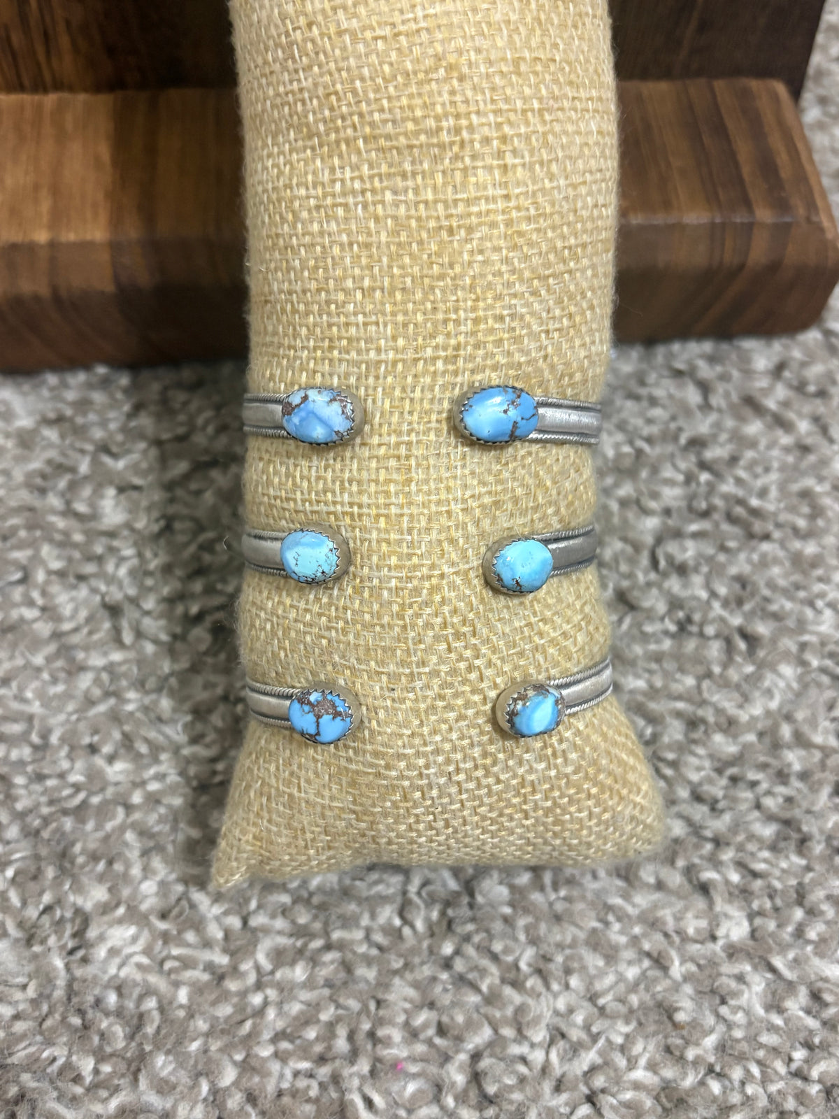 Golden Hills 2 Stone Floater Cuff