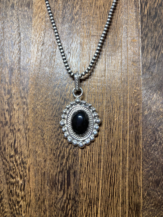 Black Onyx Oval Detail Pendant