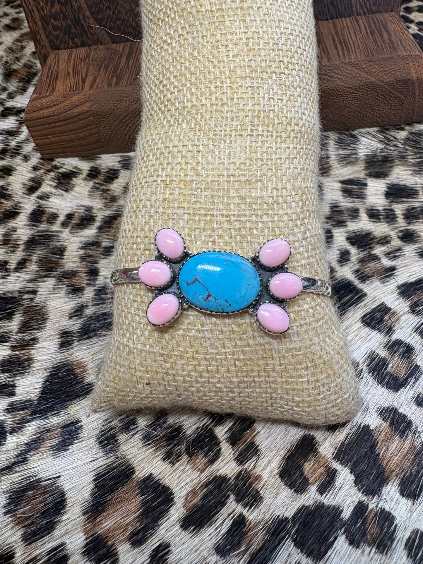XL Kingman & Pink Conch Cluster Cuff