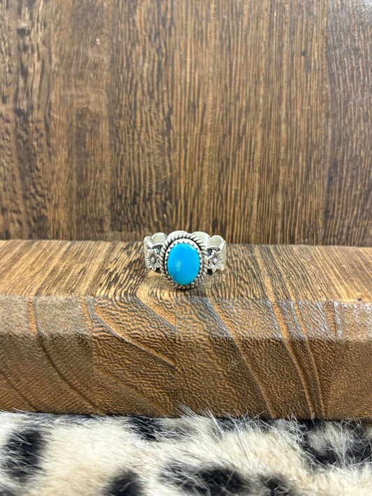 Kingman Thick Flower Detail Band Ring 1