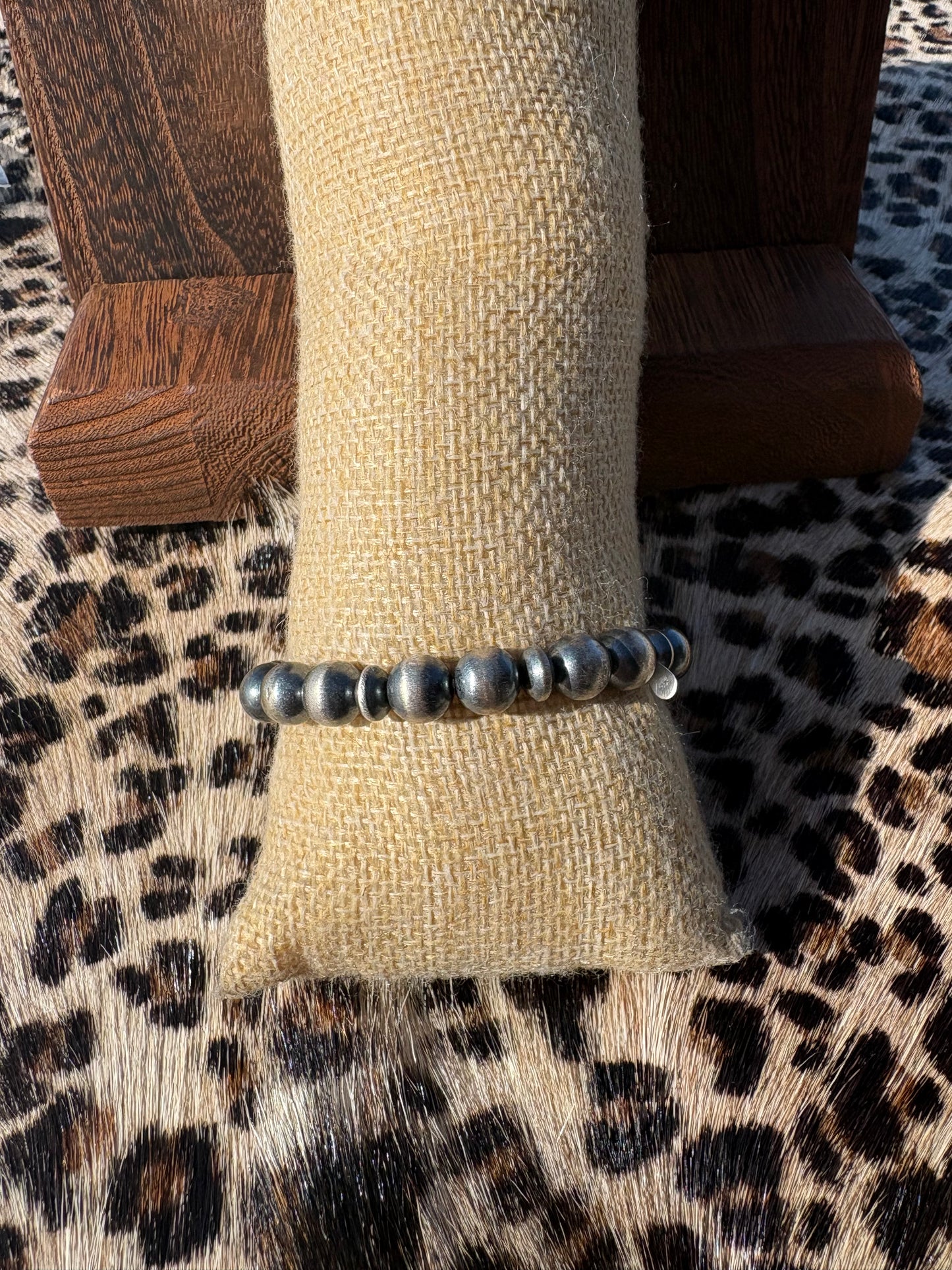 8mm Round & Saucer Stretch Bracelet