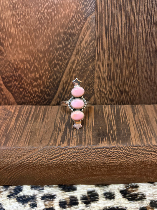 Pink Conch 3 Stone Star Detail Ring
