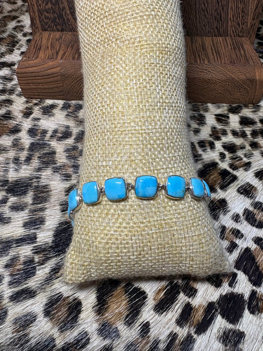 Navajo Handmade Kingman 12 Stone Clasp Bracelet