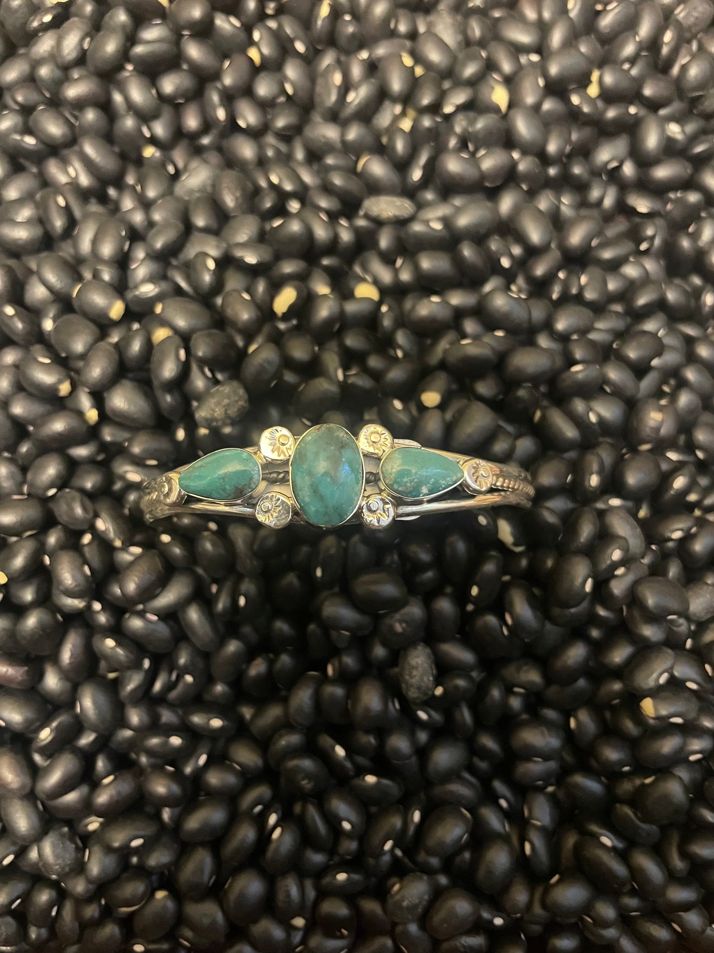 Navajo Handmade Kingman Turquoise Cuff