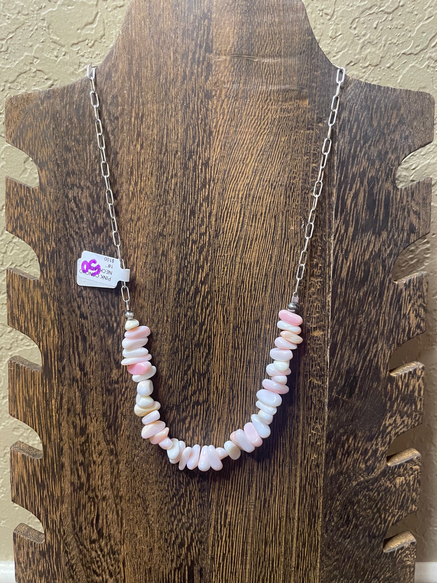 18" Navajo Handmade Pink Conch Necklace