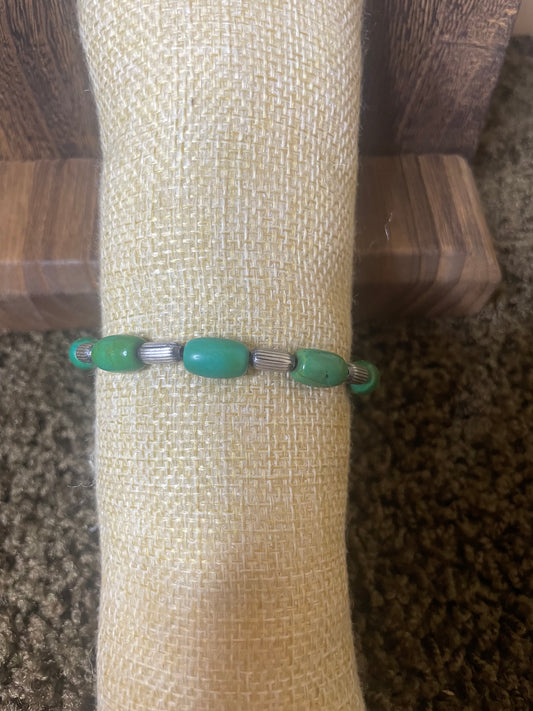 Turquoise and Sterling Pearls Stretch Bracelet